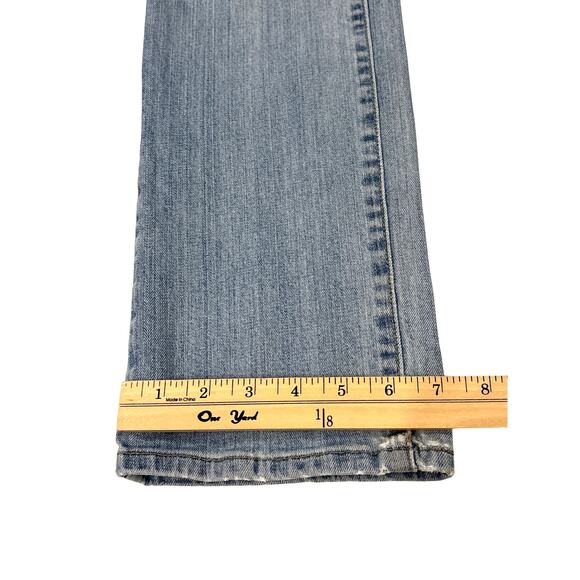 Levis 505 Jeans Womens 4 Blue Straight Leg Stretch Denim Distressed Light Wash - Picture 11 of 11